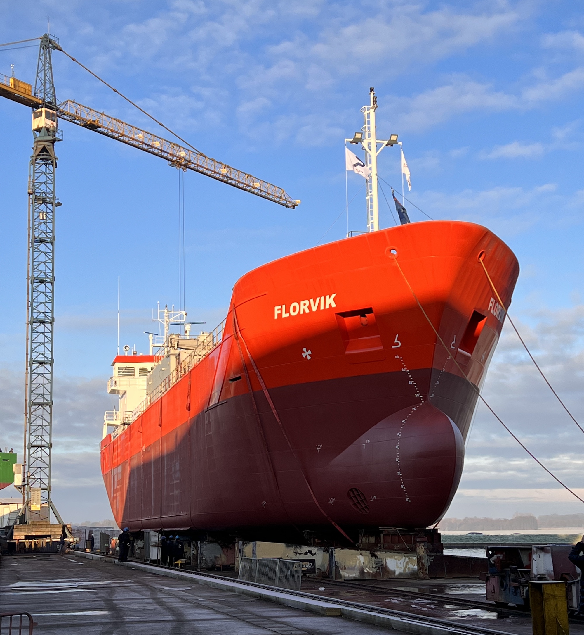 Cement carrier NB713